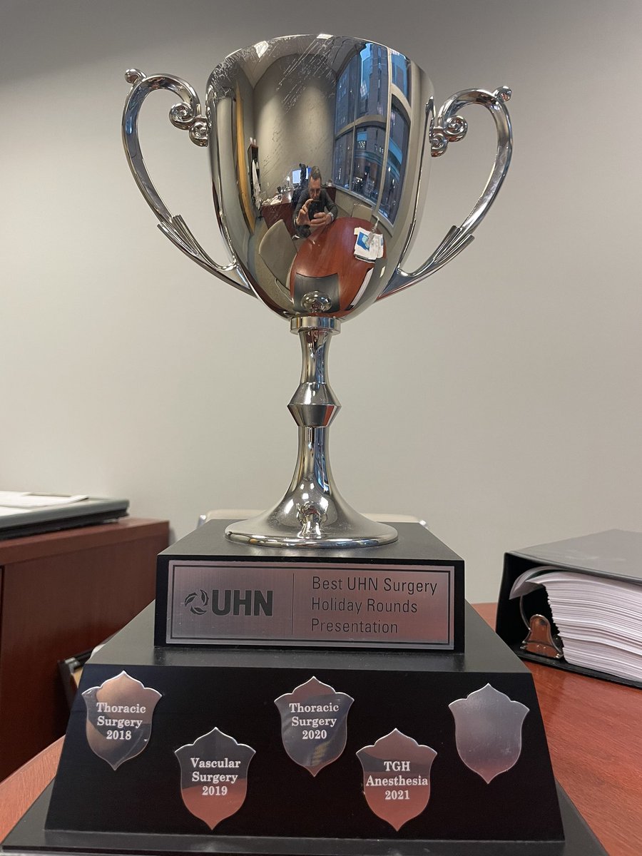 Congrats to chief resident @LaurenGordonMD and our team at UHN for winning the @UHN_Surgery Holiday Rounds Cup this morning!