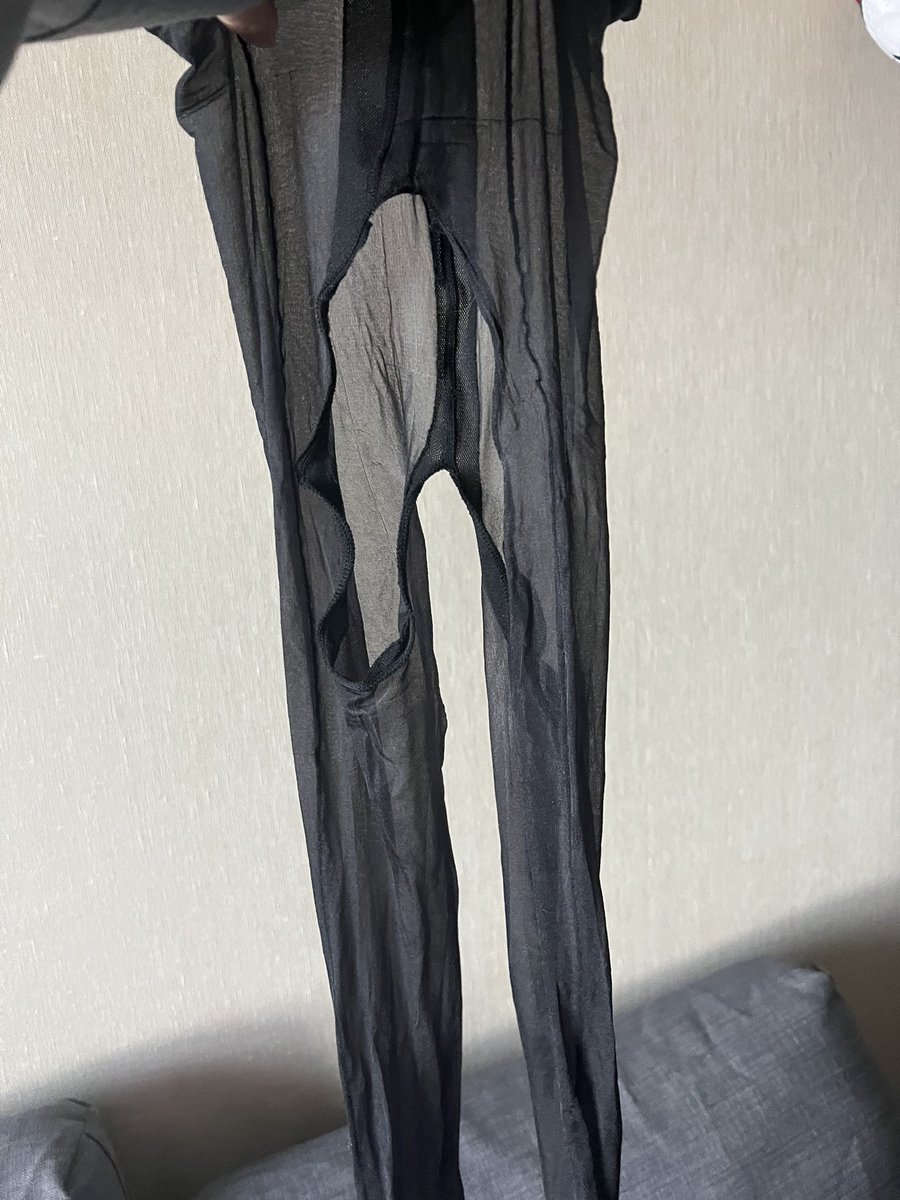 额..被我穿成这样了...
🧦绯隐 https://t.co/WJFEADTMRK