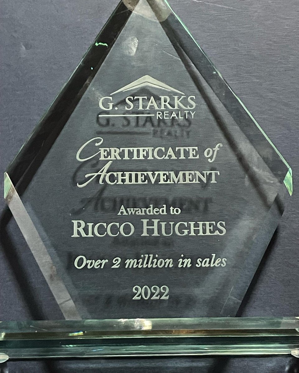 KYFUTURESTARS's tweet photo. Thankful, Humbled, and Blessed to have achieved over 2 million in Real Estate sales in 4 months at my new company G. Starks Realty and over 4 Million total with two companies for 2022.. 🙏🏽🙏🏽🔥🔥#HughesTeam #GStarksRealty https://t.co/ikFEMocaNR