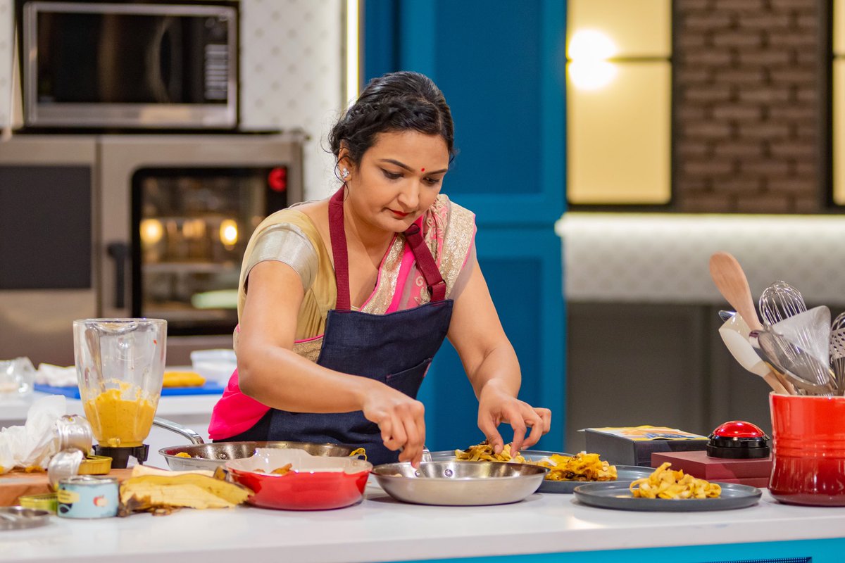 smitascookery's tweet photo. 🎉Streaming now on @netflix  @NetflixIndia and  Worldwide COOK AT ALL COSTS , where  I am competing with other home cooks in Episode “Global fusion”
Hope you can watch! 
👉Proud to represent my birth country India 🇮🇳 and Buffalo, Ny #gobills home of @BuffaloBills #netflix #india https://t.co/sop0t3jFGu