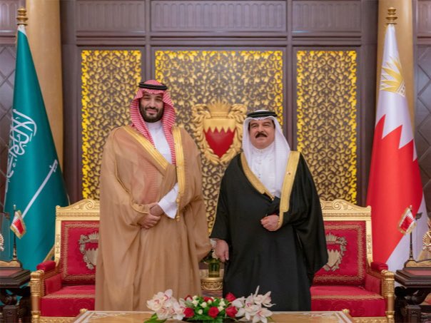 Badermasaker's tweet photo. نهنئ الأشقاء والأهل 
في مملكة البحرين الغالية
بمناسبة #اليوم_الوطني_البحريني

مع الدعوات والأمنيات 
بدوام مسيرة العزّ والنماء 🇧🇭 https://t.co/s4vzqf4OXv