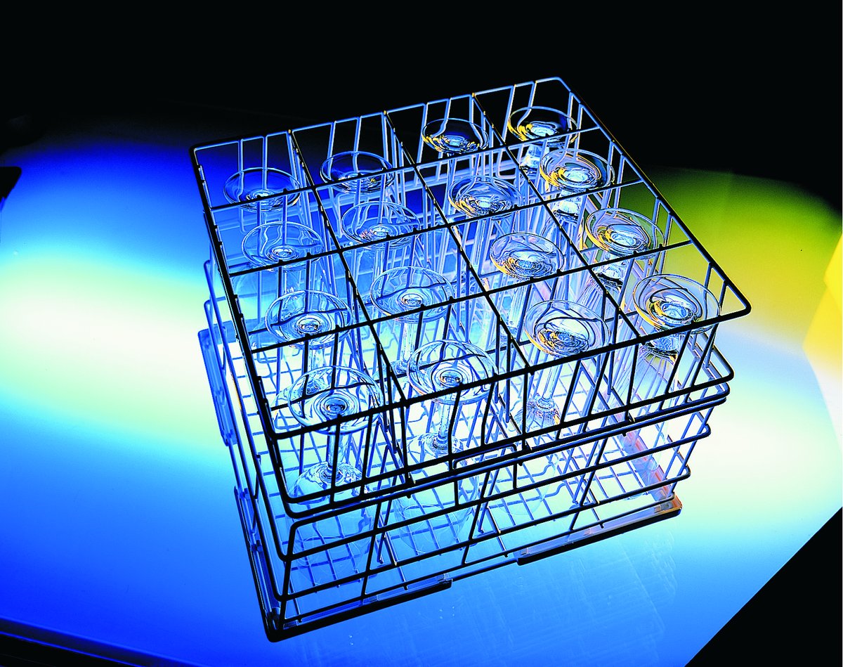 First-class washing results. Optimal drying. Perfect protection. Winterhalter wash racks for various wash items. The right solution.

winterhalter.com/uk-en/products…
#warewashers #washracks