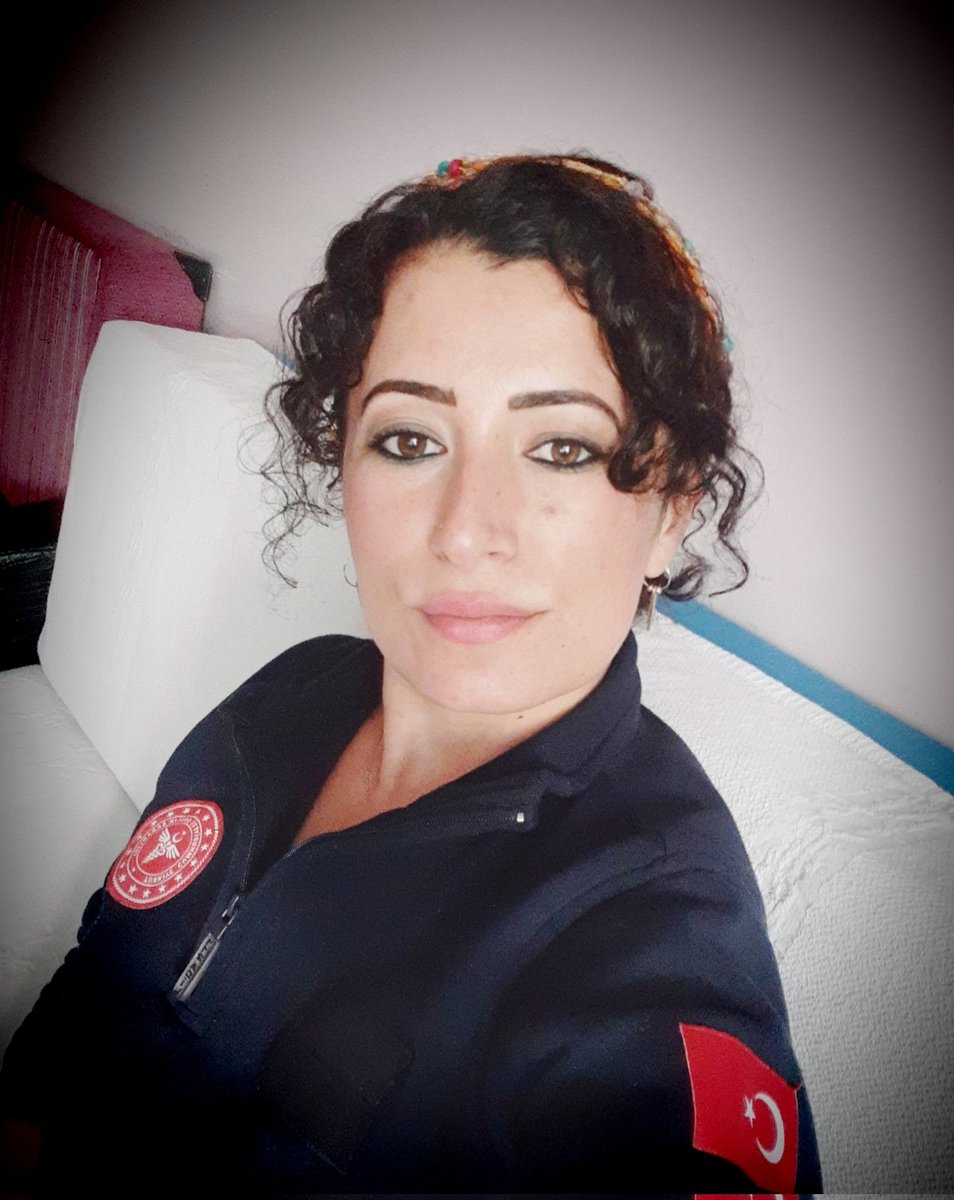 nermin1148's tweet photo. İşimizin  başında yız çok  şükür 🥰 https://t.co/vdq43X81qZ