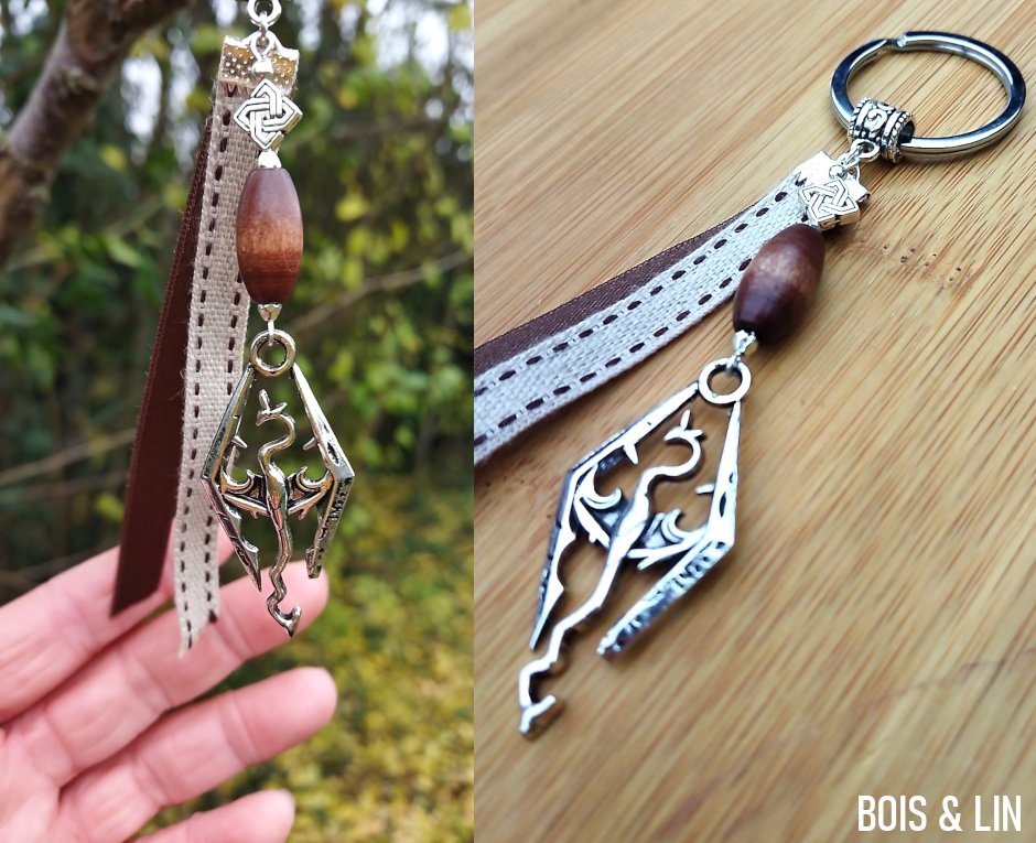 chaudronabijoux's tweet photo. Nouveauté Porte Clés Skyrim en bois et lin !
Disponible en boutique (promos de Noël en cours)😁

➡️https://t.co/l8IfYB0orf

#skyrim #elderscrolls #etsy #etsyfrance #handmade #faitmain #artisanfrancais #porteclesgeek #geek #cadeaugeek #nerdgifts https://t.co/yToBnjVGRr