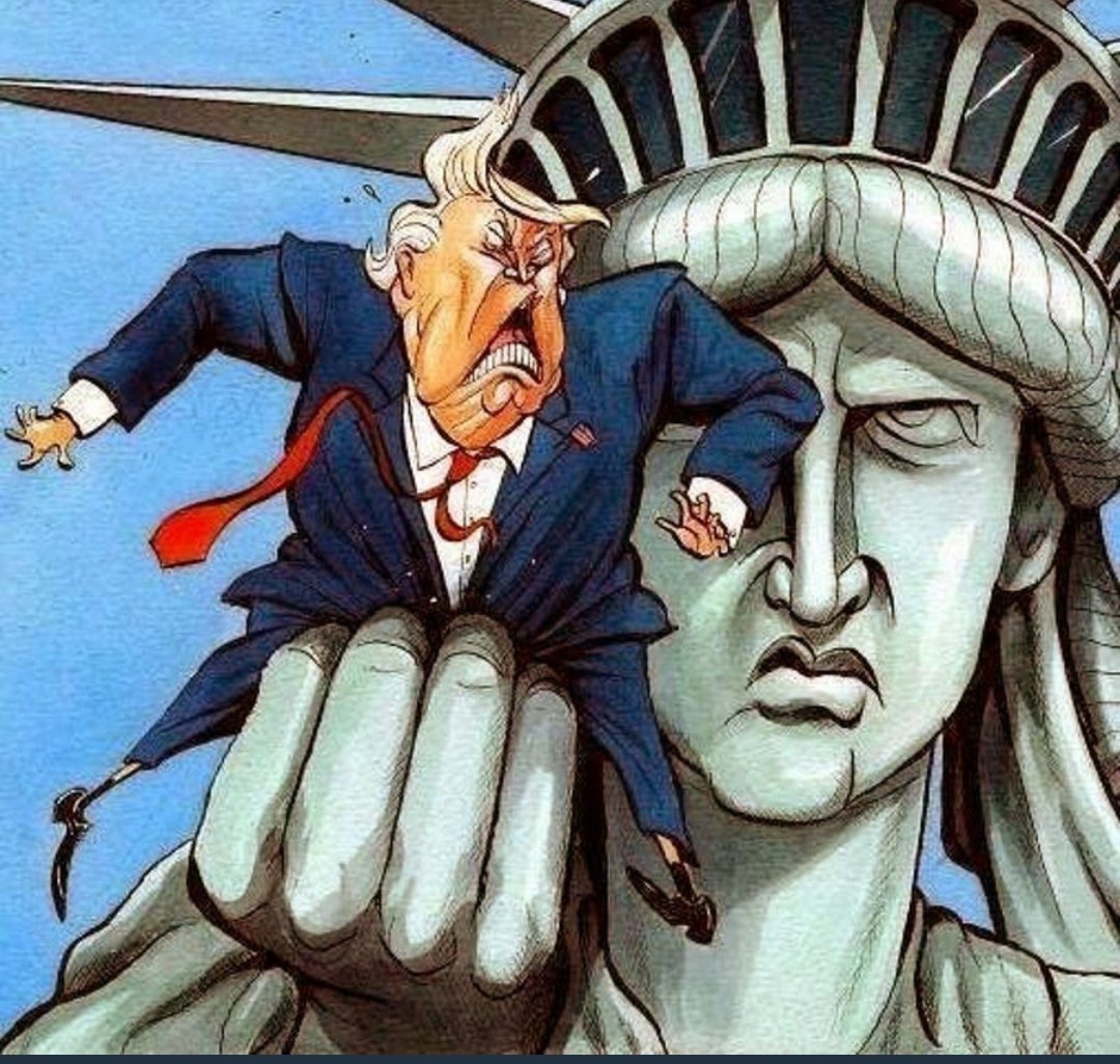 PurdomGodwin's tweet photo. @dbongino Na.....the orange idiot is https://t.co/OXsjFDrpLa