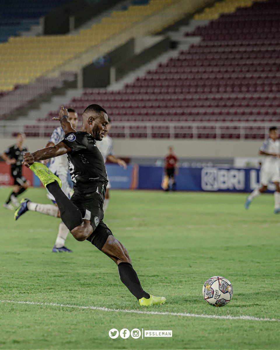 PSSleman's tweet image. Potret dari laga malam hari ini.

#PSS #UnityForOurGlory #PSSvsPSIS #PSSday