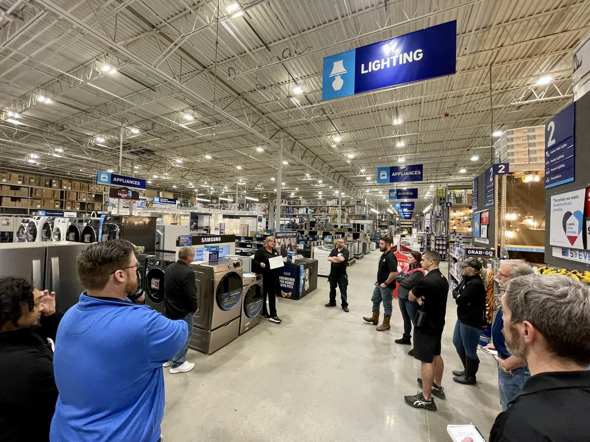 What an awesome and FULL day of D899 MSM training and holiday celebration! Such a great opportunity to thank our teams for all they do to make Lowe’s THE home to possibility!  <a href="/BlueBoxR1/">@BlueBoxR1</a> <a href="/BenitoKomadina/">Benito.Komadina@Lowes</a> <a href="/MYoungsonLowes/">Michael Youngson</a> <a href="/MST_899/">Shannon Cantrell</a> <a href="/steveyoung456/">Steve Young</a> <a href="/CrystalNeels/">crystal neels</a>