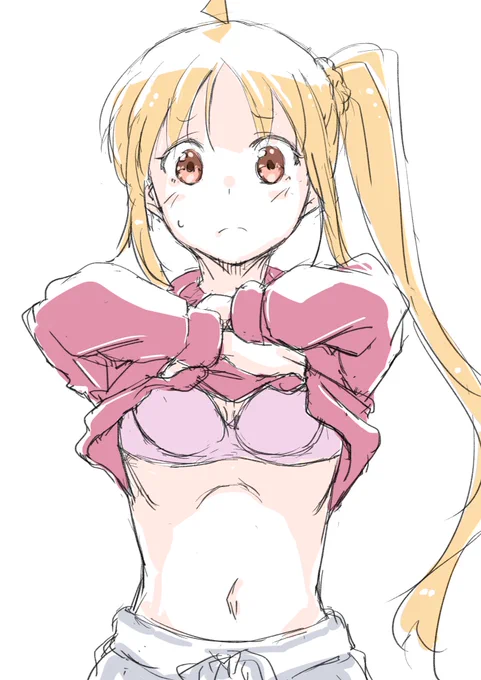 着替え中にぼっちちゃんのサイズを思い出し 自分のを気にしてしまう虹夏ちゃん 