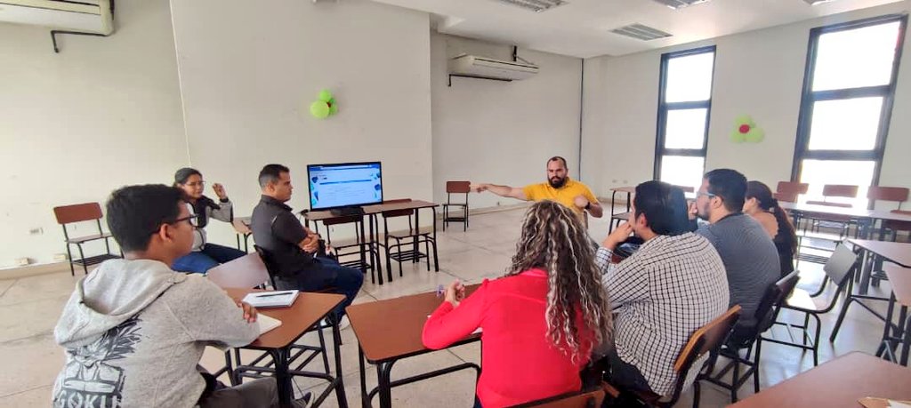 TachiraEconDig's tweet photo. #15Dic Desde la Dirección de Sistemas e Informática estamos 100% activos apoyando todo el proceso de presentación del Sistema #Sigesp por parte Grupo Tecnológico A&Z 365 a todas las Direcciones de la @Gob_Tachira para iniciar el proceso de transición tecnológico-administrativo https://t.co/bXG51Qjpy8