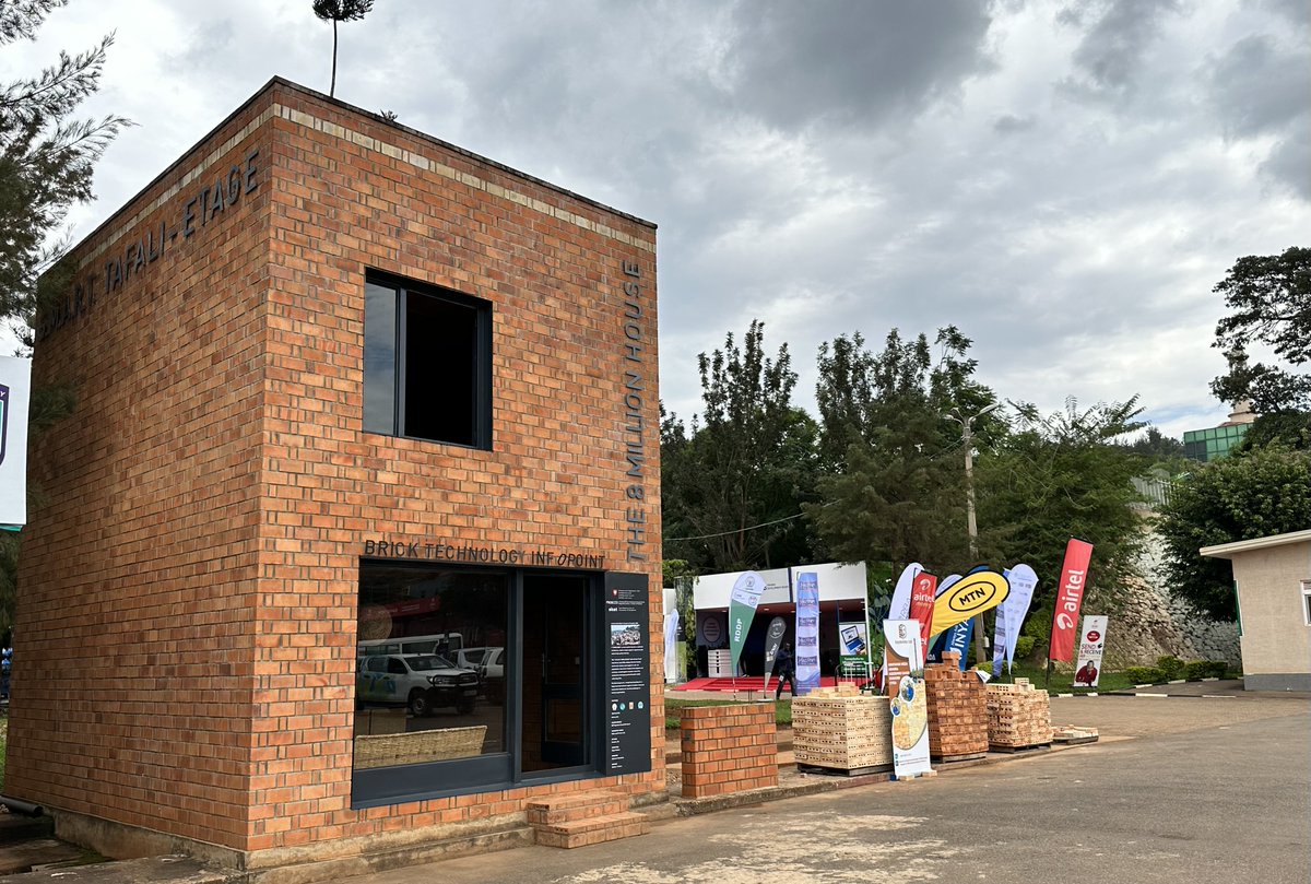 PROECCORwanda's tweet photo. Are you attending the #ExpoShopping22?
Visit our Gikondo model house #TafaliEtage and:
have a chat with our team on PROECCO initiatives
towards inclusive and green cities
meet brick producers and give orders immediately.
#BuildBetterBuildLocal #MadeInRwanda #ModernBricks https://t.co/Mbmk2b6vdw