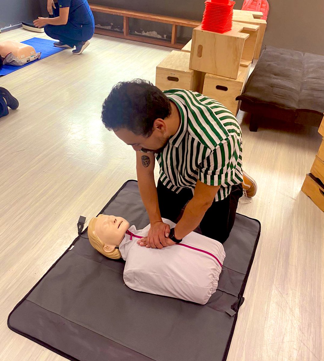 Hugo Vallejos tweet media