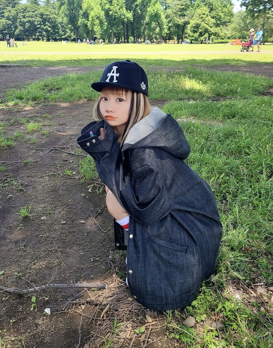 tinyrecords's tweet image. 私別注のデニムパーカー、Mサイズが残りわずかになってきました。
抜群に着回せますので、冬のボーナスで是非お求めください🎈

thethreegoats.net/items/62514fd2…

#デニム #デニムジャケット #アメカジ