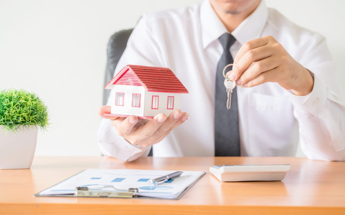 🏠 #Comprar una #vivienda es un proceso que puede parcer complejo. En este contexto, es muy importante no quedarnos con nada en el #tintero.  

✍️ En mi #blog te explico las 6 preguntas que debes hacer al #comprar tu primera #casa.

💡 ¡Ya disponible!
ow.ly/7XXa50M5uT5