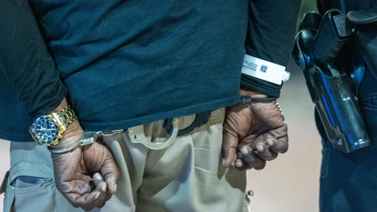 wwbrown19's tweet image. The Southern Poverty Law Center (@splcenter) released a statement on @FrazierBen's arrest:

“These actions are reminiscent of the civil rights movement, where peaceful, nonviolent protests were met with aggression, open hostility, and jail time at the hands of law enforcement."