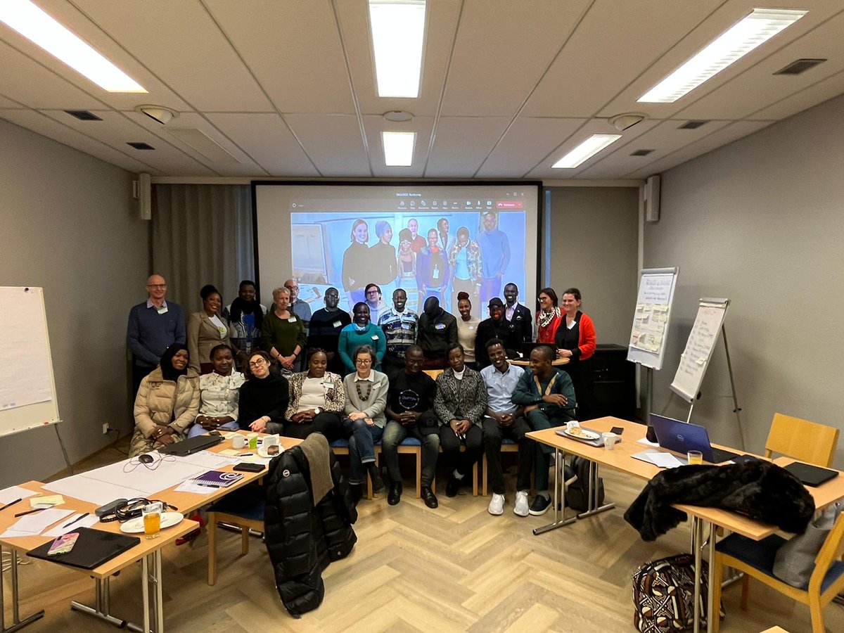 H2020-STORM project tweet media