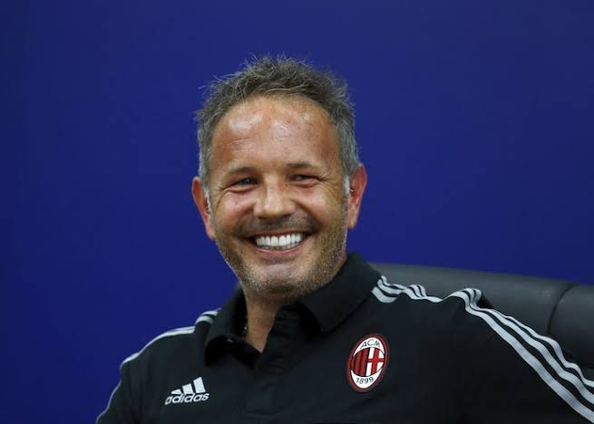 🚨🚨 Former Milan manager Sinisa Mihajlovic has passed away after a long battle with leukemia

may his soul RIP 🌹