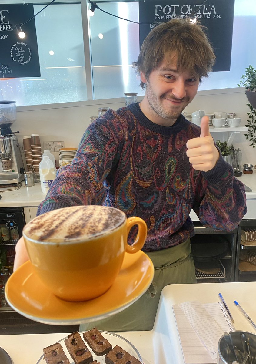 themusicboxose's tweet image. SATURDAY 17th DECEMBER 10AM 
“pop up” Record Store lots &amp;amp; lots of #VINYL , CHRISTMAS GIFTS , #recordplayers #RECORDBOXES … join us for MUSIC COFFEE &amp;amp; MULLED WINE @CORNERSTONEfun 
Cornerstone Arts Centre #DIDCOT #OXFORDSHIRE