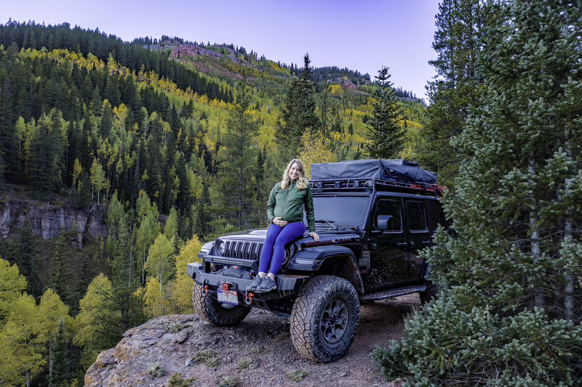 Happy Friday from the Elk Mountain range of the majestic Colorado Rocky Mountains! ⛰️⛰️

#wrangler #wranglerjl #frontendfriday #colorado #jeeprubicon #jeeplife #itsajeepthing #jeep #wranglerunlimited #jeepgirl #jeepgirlsdoitbetter #jeepbabe #rubicon #getoutside #coloradical