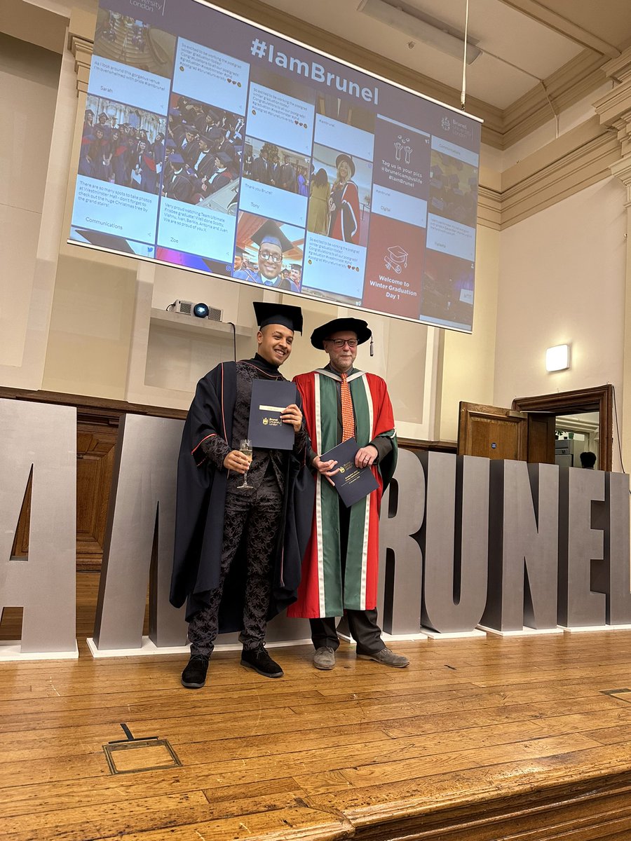iiamkamen's tweet photo. Okay so Wednesday this happened! Its official I graduated from @BrunelSocWork 👨🏽🎓 #socialworkgraduate #asye #socialworker https://t.co/ixxz6rT8JV