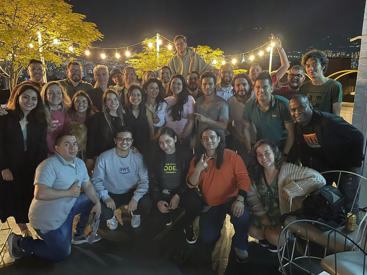 NodeCo - NodeJS Colombia + NodeJS Medellín tweet media