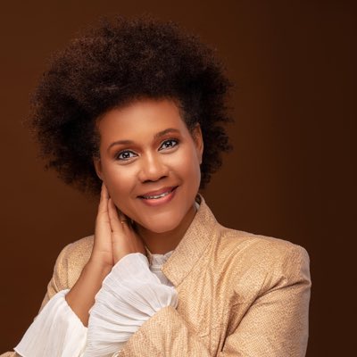 MariaSTsehai's tweet image. #Gratitude 
I am grateful to be blessed with another year
I am grateful for the love 💖 and support
I am grateful for my life 

#NewProfilePic