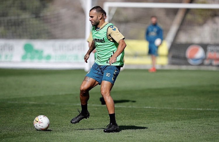 ZrmRoberto's tweet photo. @padrura Entrenamiento! ✅️👍
@UDLP_Oficial https://t.co/CYA1GB807K