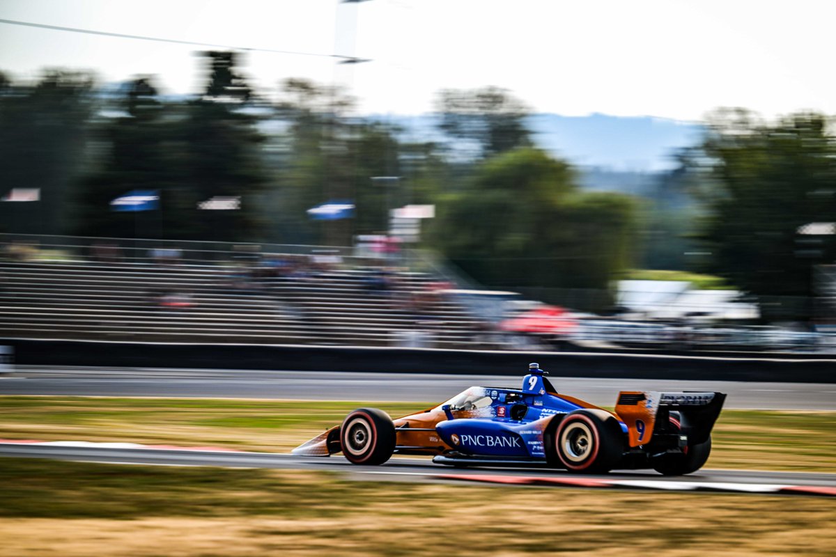 CGRTeams's tweet photo. Friday free-for-all! If you could drive just one, which would it be? 🤔

1) Honda 2.2-liter twin-turbo V6 (INDYCAR)
2) Cadillac V-LMDh (IMSA/WEC)
3) GMC HUMMER EV (Extreme E) https://t.co/XDnuv7X2s9