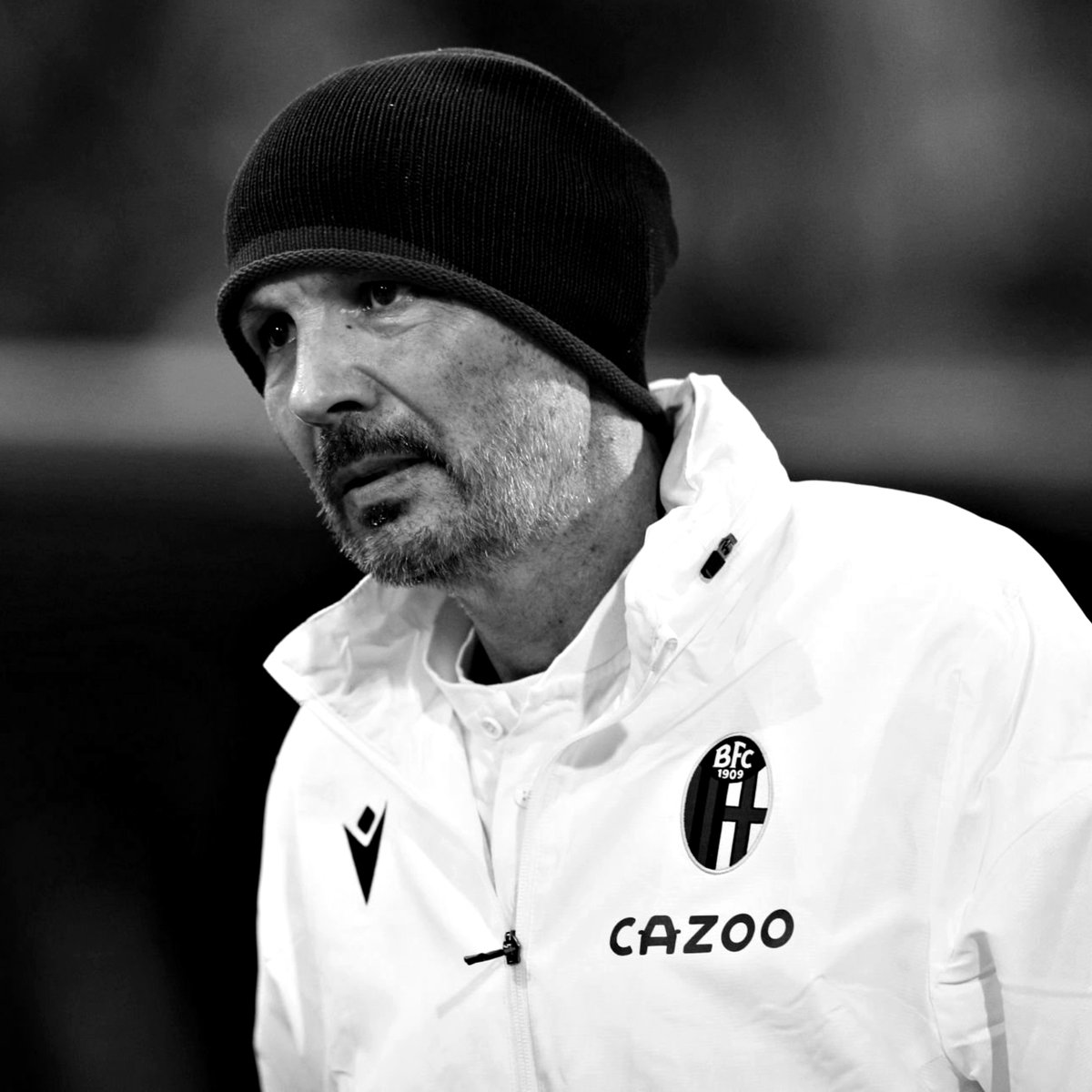 Faleceu Sinisa Mihajlovic, aos 53 anos, depois de uma dura batalha contra uma leucemia.

Que descanse em paz.