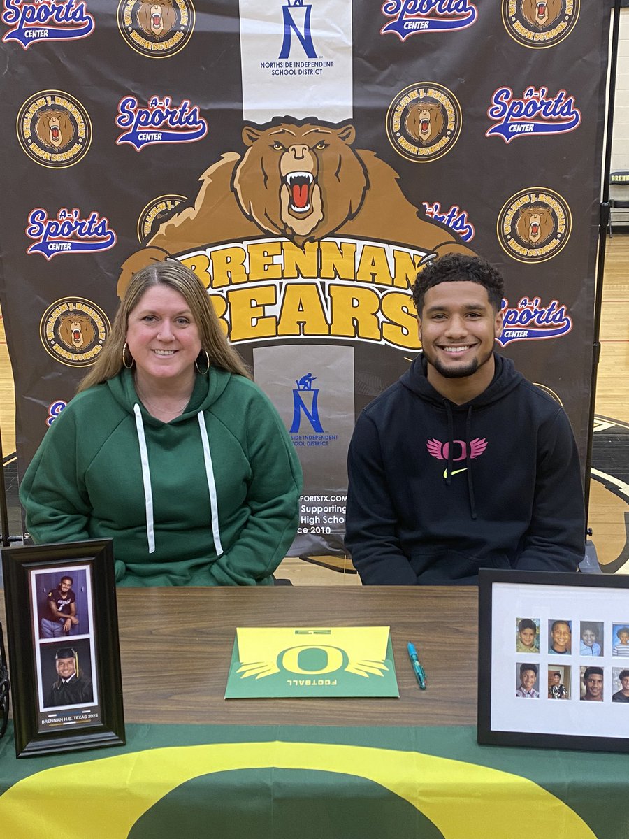 Brennan Football tweet media