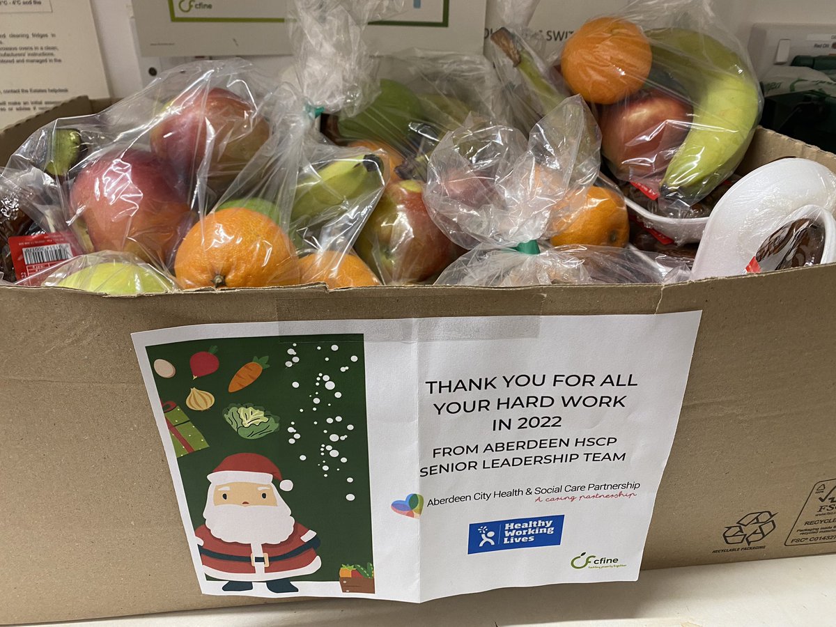 A very big thank you to the Aberdeen HSCP senior leadership team for the hamper of goodies and fruit recieved by the city hospital team today! A lovely treat for a friday! <a href="/HSCAberdeen/">Aberdeen City HSCP</a> <a href="/NHSGrampian/">NHS Grampian</a> <a href="/AHSCPhysio/">AbdnHSCPhysio</a> <a href="/Beth_Thomson1/">Beth Thomson</a> <a href="/andydbyars/">Debs Byars 💙</a>