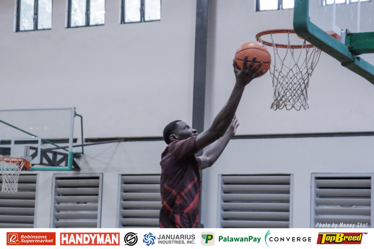 upmbt's tweet photo. WALANG BIBITAW!

No days off for the Fighting Maroons who are preparing well for Game 3 of the UAAP Season 85 Men's Basketball Finals.

Tuloy ang laban! Walang bibitaw!

#UPFight
#OnToTheNext
#nowheretogobutUP https://t.co/axIMPwnhK9