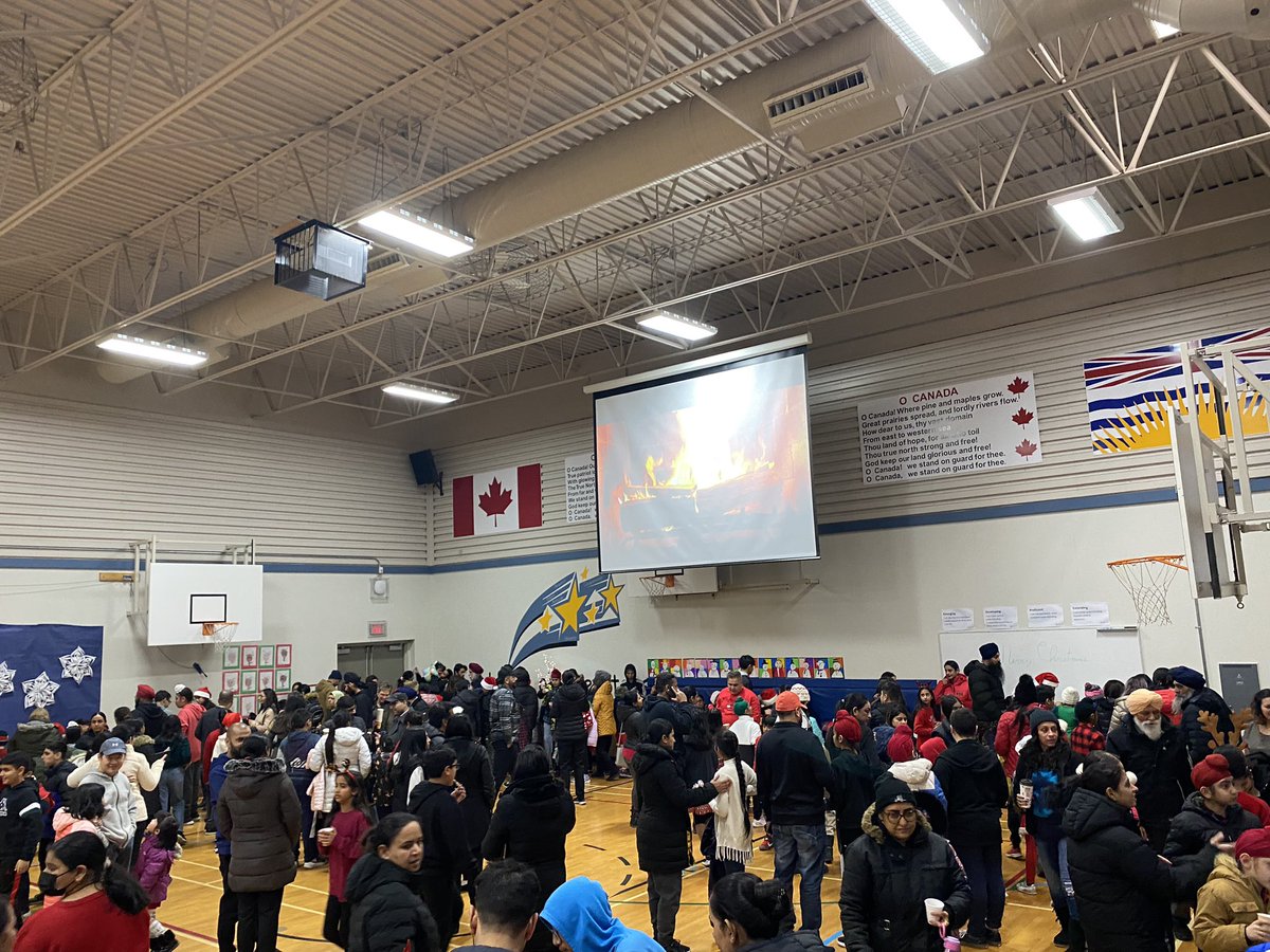 Amazing turn out for our Winter Celebration last night. Hot Chocolate, treats, door prizes, and student entertainment! #abbyschools