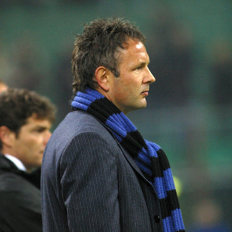 Inter's tweet photo. Non si è mai pronti a salutare un compagno di viaggio. 
Ciao Sinisa