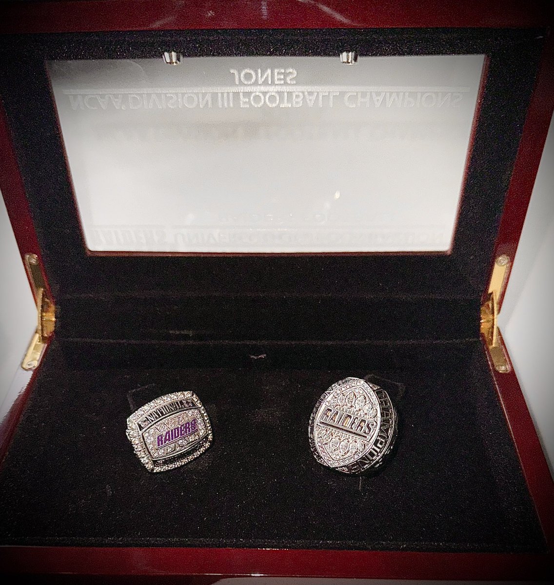 tjones_05's tweet photo. Lets go tonight fellas. Become a part of history! GET YOU ONE!👿 #GoMountGo https://t.co/cOoFGiMNdJ