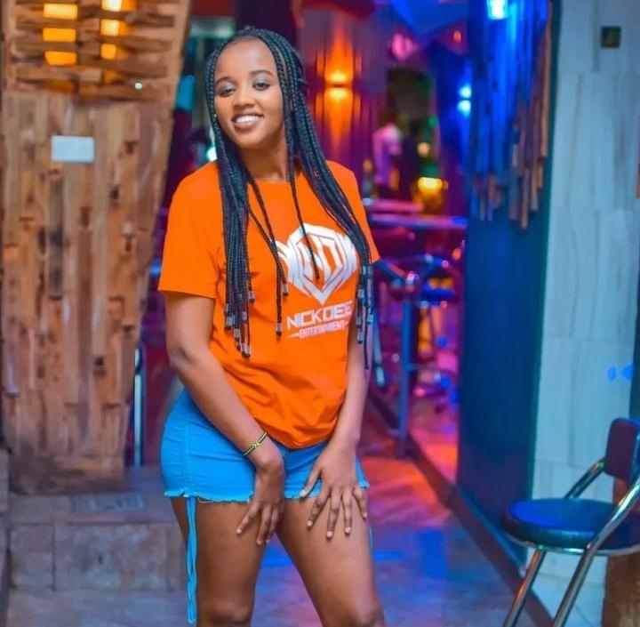 KeepItKiss's tweet photo. #TeamAfterburn, Mresh ndio anaingia na amesema atatu murder na muziki fire @DjNastiah 🔥🔥🔥🔥

@QuellieLouise @Steno_Dj @KeepItKiss @AfterburnKISS

#KeepItKiss #AllDayEveryDay #FireFridays https://t.co/ScLu2vFAef