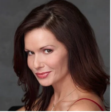 Happy Birthday, Florencia Lozano! May all your wishes come true! 