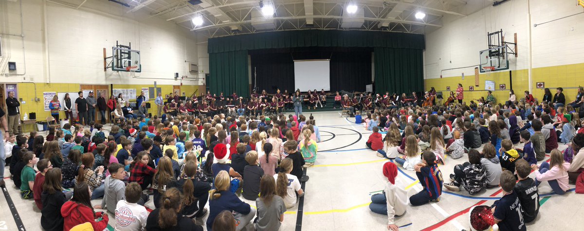 Jeffrey Tessier (@jefftessierbcps) on Twitter photo Festive holiday morning <a href="/Prettyboyes1/">PrettyboyES</a> ! Thank you HMS Music Dept for a super holiday sing a long and show! Festive holiday morning <a href="/Prettyboyes1/">PrettyboyES</a> ! Thank you HMS Music Dept for a super holiday sing a long and show!