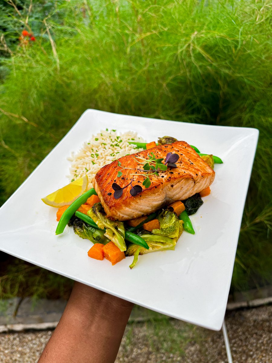 PCityGrill's tweet photo. Celebrating being alive with seafood.
.
.
.
#portland #pdxfood #pdxeats #portlandfood #portlandeats #pdxfoodie #portlandfoodies https://t.co/EAAPDsGR7l