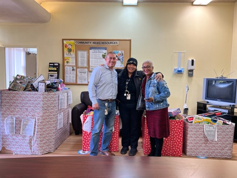 Betty0929's tweet photo. Compton Preload hosted the 3rd Annual Toy Drive we raised over a 1000 toys for the children of Shields for Families @divine2wincom @scott_bremerman @LouRivieccio @CarolBTome #ups #givingbacktothecommunity #HolidaySpirit #Comptonstrong https://t.co/gvUwpEllBy