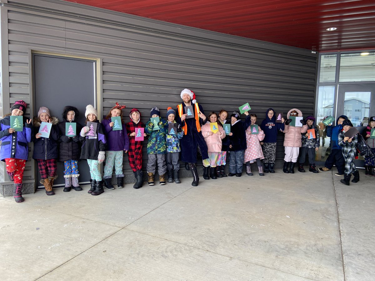 Our December #foursoutdoors was spreading holiday joy through our Blackfalds  community by delivering holiday cards. We love this activity <a href="/alohateach/">Jen Walton</a> @MissWoitas <a href="/RDenny_IRIC/">Rae-Ann Denny</a> <a href="/IRIC_WC/">IRIC</a> <a href="/WCPS72/">Wolf Creek Schools</a>