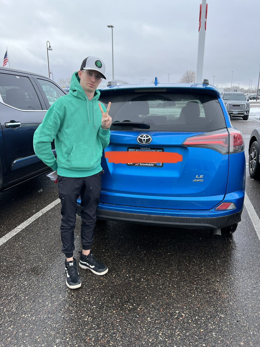 Declan Goff on Twitter "Bye Bye Rav 4. Your obnoxious electric blue