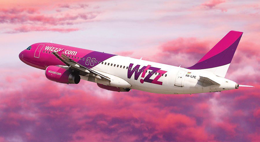 SoonSaudi's tweet photo. قريبًا :

ستبدأ رحلات طيران ويز اير Wizz air الاقتصادي من #الرياض الى دول اوربيه #ميلان و #فيينا و #روما وغيرها والسعر تقريبًا سيكون 55 يورو " 200 ريال " فقط 🤩✈️💓 https://t.co/cB7fj8JkSK
