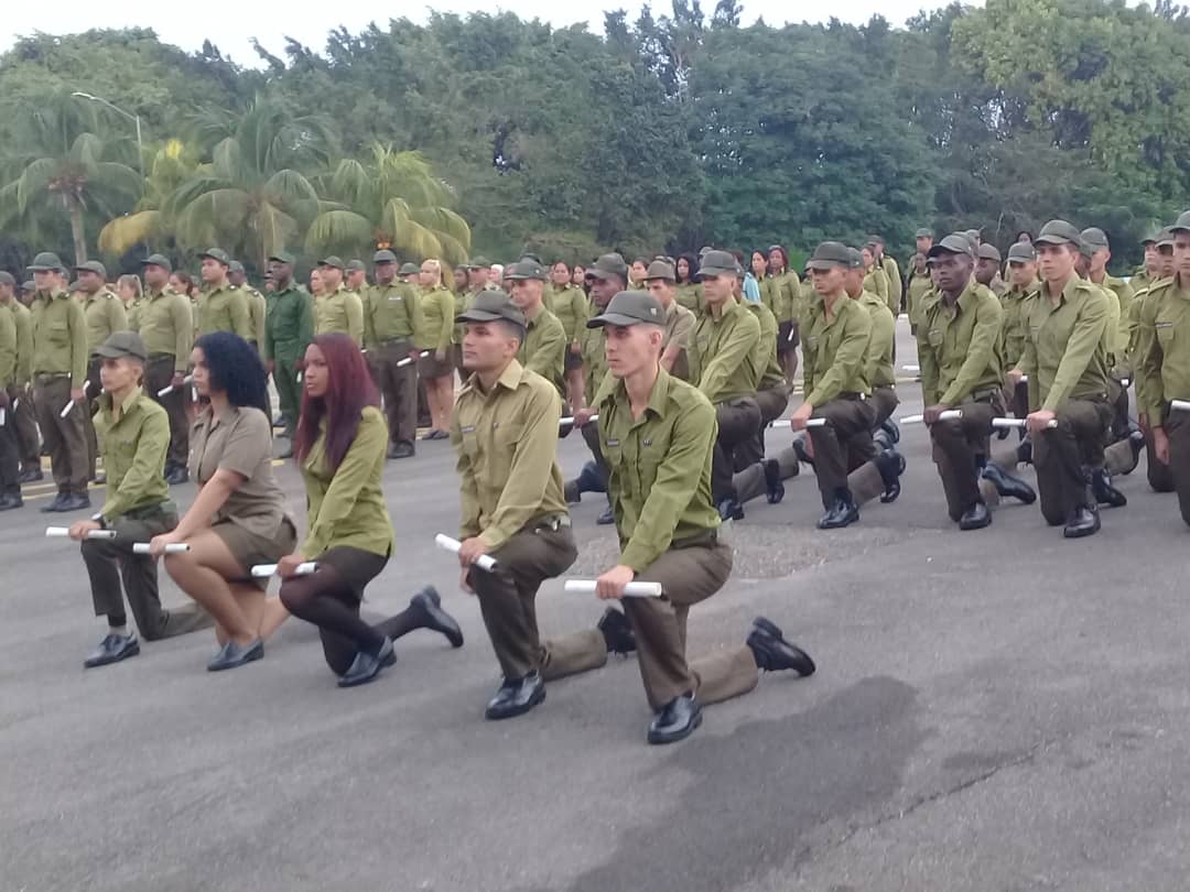 Graduación Aniversario 64 del Triunfo de la Revolución en la Universidad del Minint. Hijos del pueblo uniformado, hombres del presente y el futuro por la seguridad del Estado y el Orden Interior. #Cuba