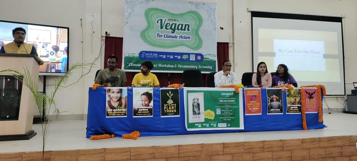 panchnanana's tweet photo. Climate Conscious Workshop at Berhampur University!
@SATTVIC_SOUL 
@ClimateChangePK #climateactiontr #ClimateActionChallen
#savetheplanetmovemen
#climateactionnetwork 
#ClimateActionNow
@animalsaveindia @Ed @UNESCO @jitendradash70 @Ssamal12345 @lovekrishna142 https://t.co/pUerFc4tRI