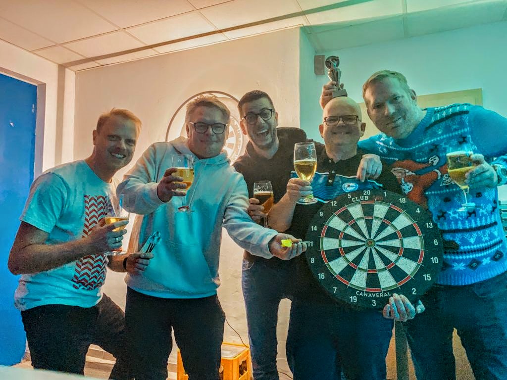 Senneblitz1's tweet photo. Hier in der Senne sind wir  #anwesend #dartzn 🎯🎯. https://t.co/y3cEQLBwKz