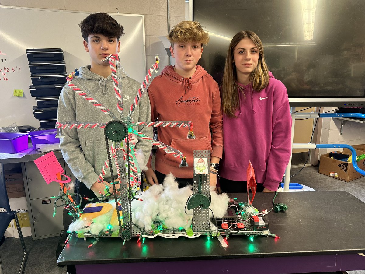 NoRoSTEM's tweet photo. We just wrapped up our STEM showcase with a Winter Ride/Attraction project. 

Here are 7th periods designs as well as the class winners:
Best Ride: “the Grinch” by Josh, Bohdan &amp; Jack
Best Design: “Best Basketball Club” by Austin, Enzo and Jillian https://t.co/yWoDO1fqJt