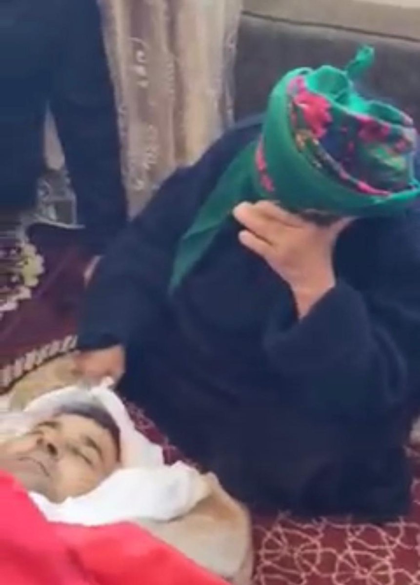 رحم الله شهيد الواجب 
#عبدالرزاق_الدلابيح
#وطنا_امانه_باعناقنا