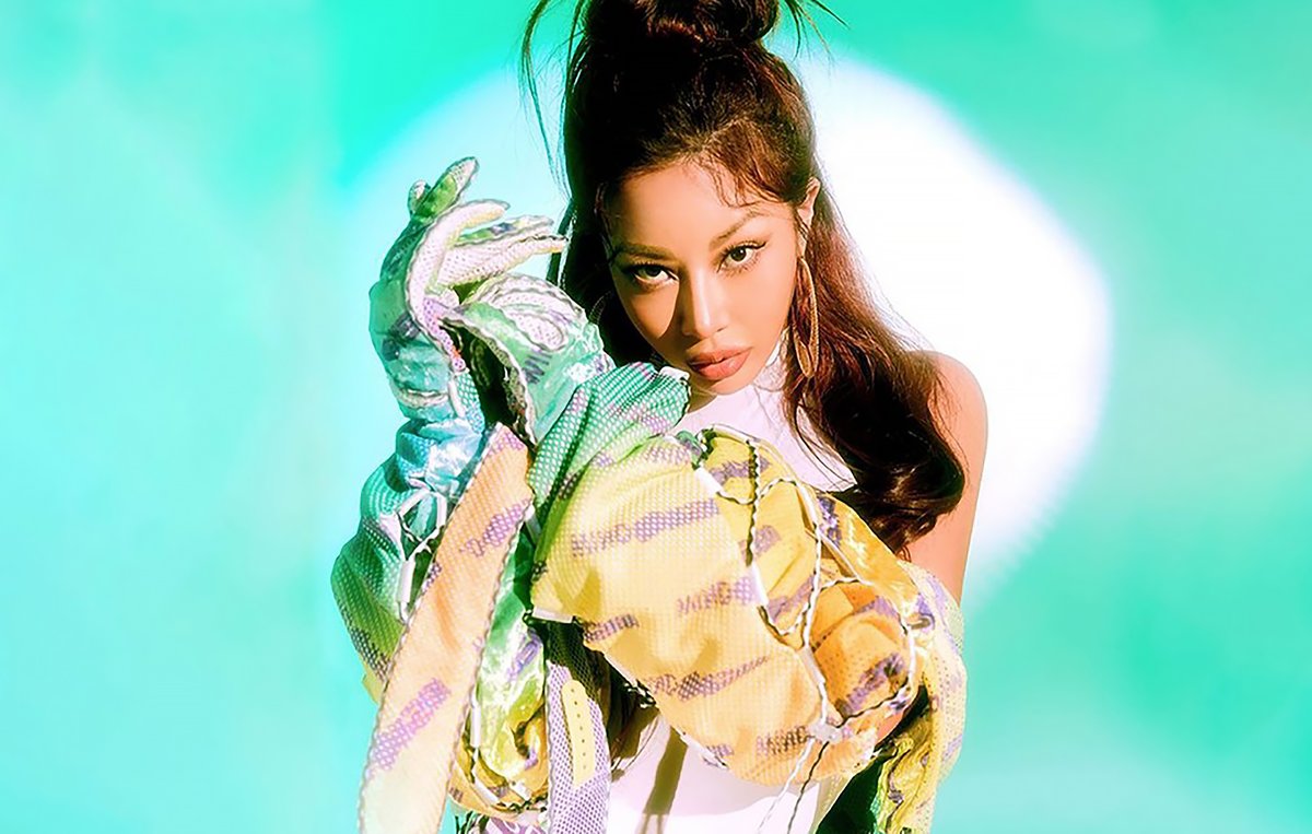 kookielv0613's tweet photo. Happy Birthday Queen Jessi! #jessiday 🔥👩🎤 https://t.co/Ot7UfFMxBk