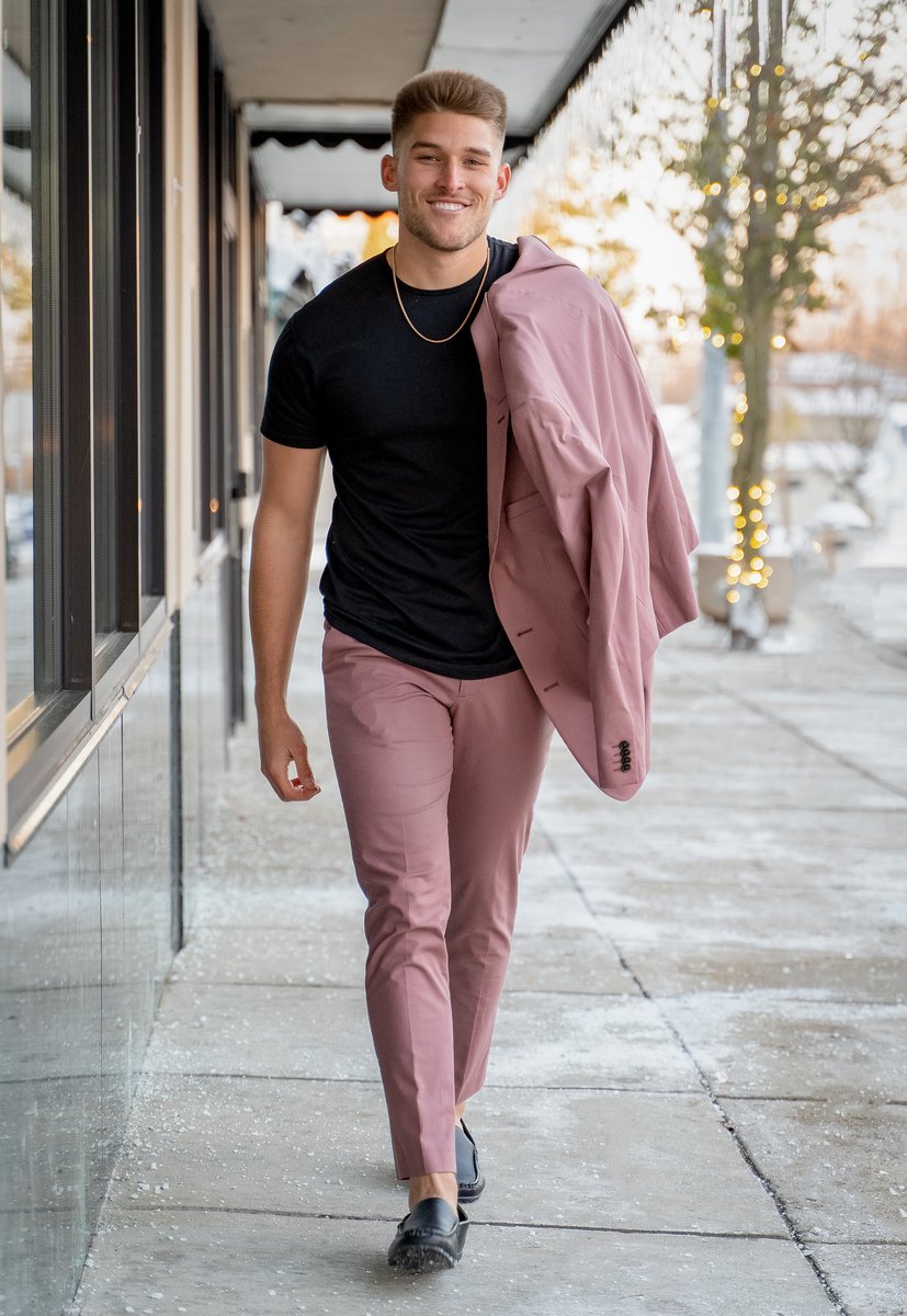 UniqueModelsGR's tweet photo. Excited to introduce New Face, Harrison and show off the start of his portfolio! 
📷 by Deanna Marie Photography https://t.co/GCLiuVNm4h