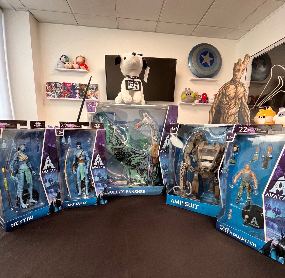 hmvtweets's tweet photo. P R I Z E   D R A W 🎁   Avatar: The Way of Water 🌊

Win this MEGA bundle to celebrate the return to Pandora

To enter:
👉 RT with #hmvXmas 
👉 Drop a follow 

UK only... Winner picked next Friday!

#hmvXmas good luck ✌️ https://t.co/HX2yAHSZV6